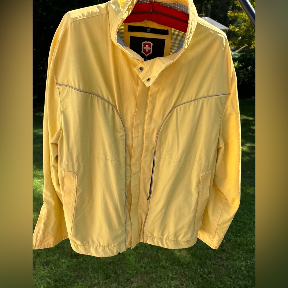 Men’s Victorinox Nylon Vintage Breathable Jacket Size L Butter Yellow Pockets